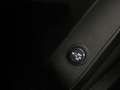 Used 2024 Chevrolet Equinox LT image 44