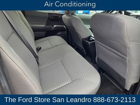 Used 2022 Toyota Tacoma SR5 AWD/4WD image 14