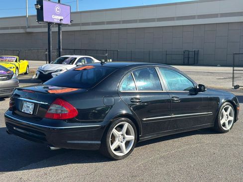 Used 2009 Mercedes-Benz E 350 Sedan w/ Premium 1 Pkg image 5