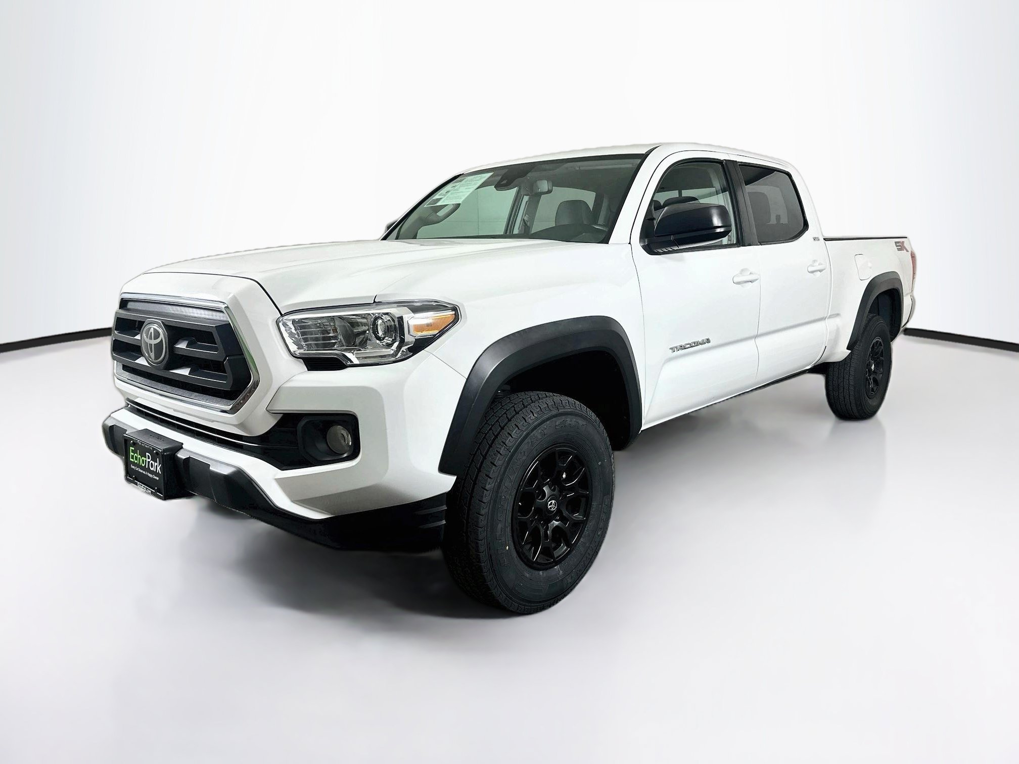 Used 2023 Toyota Tacoma SR5 RWD image 3