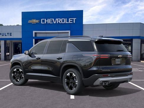 New 2027 Chevrolet Traverse LT w/ Sun and Wheel Package FWD image 3