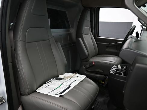 New 2026 Chevrolet Express 2500 Extended w/ Driver Convenience Package RWD image 42