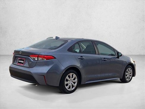 Used 2025 Toyota Corolla LE FWD image 5