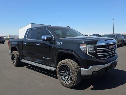 Used 2025 GMC Sierra 1500 SLT w/ SLT Premium Plus Package AWD/4WD image 1