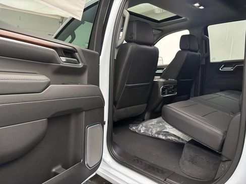New 2026 GMC Sierra 1500 Denali w/ Denali Reserve Package image 44