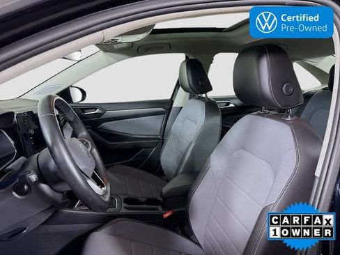 Used 2025 Volkswagen Jetta SE FWD image 20