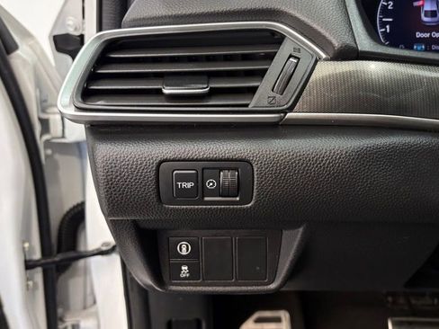 Used 2018 Honda Accord Sport image 31