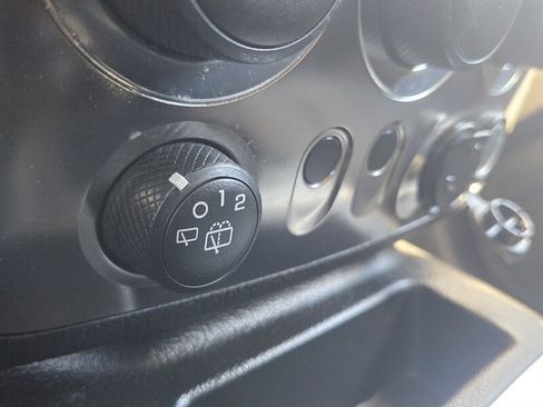 Used 2007 HUMMER H3 image 28