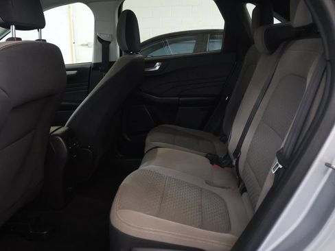 Used 2021 Ford Escape SE FWD image 14