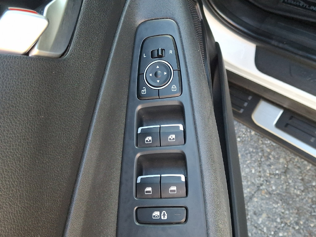 Used 2022 Hyundai Santa Fe XRT AWD/4WD image 25