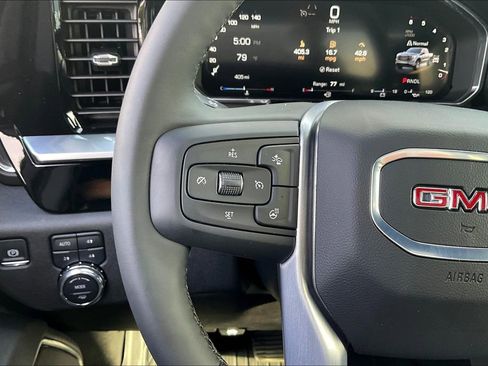 New 2026 GMC Sierra 1500 Elevation image 20