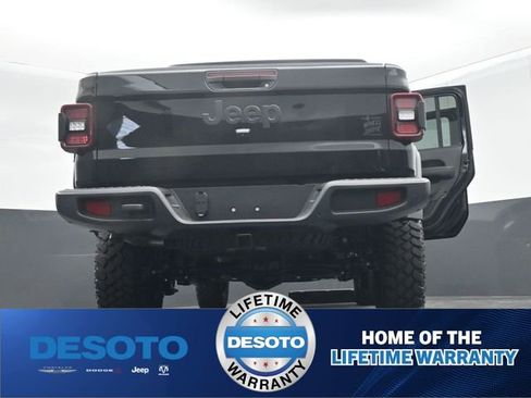 New 2026 Jeep Gladiator Willys image 70