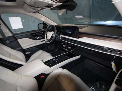 New 2026 Lincoln Corsair Grand Touring image 22