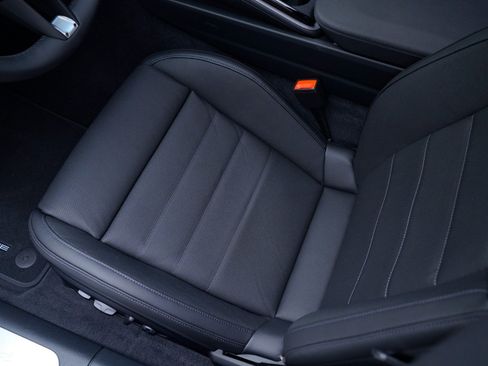 New 2026 Porsche Panamera image 16