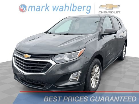 Used 2021 Chevrolet Equinox LS w/ LS Convenience Package image 1
