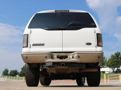 Used 2005 Ford Excursion Eddie Bauer RWD image 13