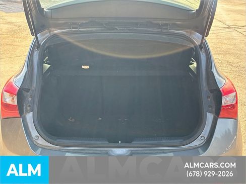 Used 2016 Hyundai Elantra GT image 8