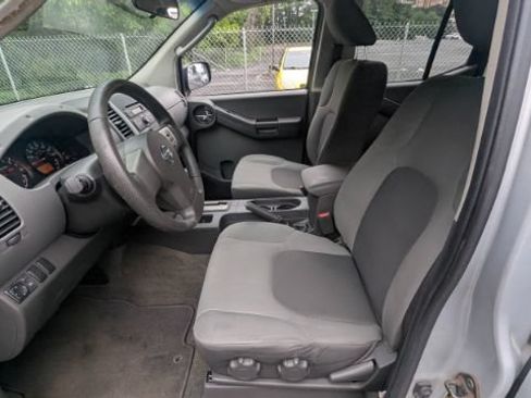 Used 2010 Nissan Xterra S AWD/4WD image 18