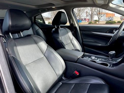 Used 2017 Nissan Maxima 3.5 SL image 25