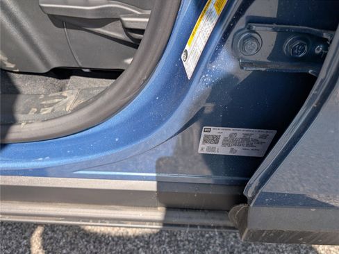 New 2026 Chevrolet Equinox LT w/ Safety and Technology Package AWD/4WD image 11