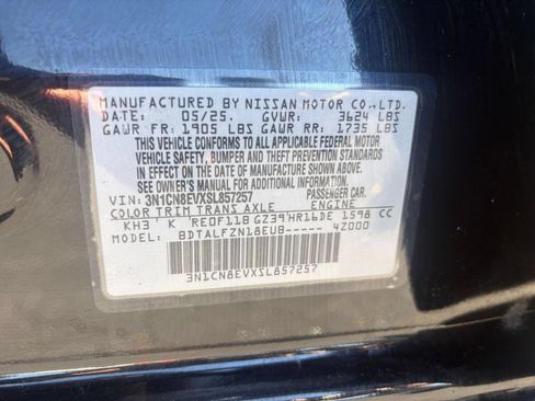 Used 2025 Nissan Versa SV FWD image 27