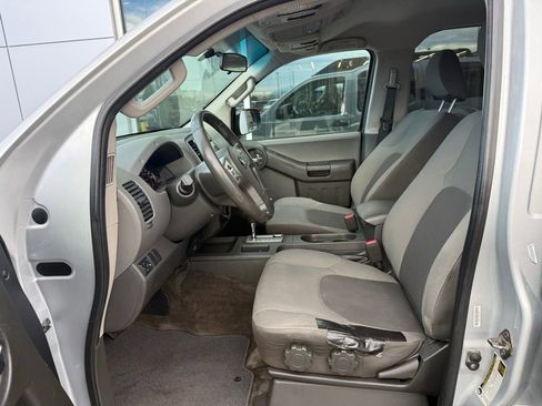 Used 2015 Nissan Xterra S image 13