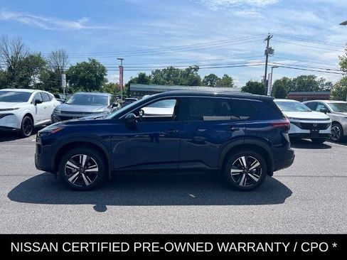 Certified 2025 Nissan Rogue SL AWD/4WD image 9