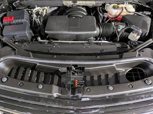 Used 2025 Chevrolet Suburban RST w/ Comfort Package AWD/4WD image 26