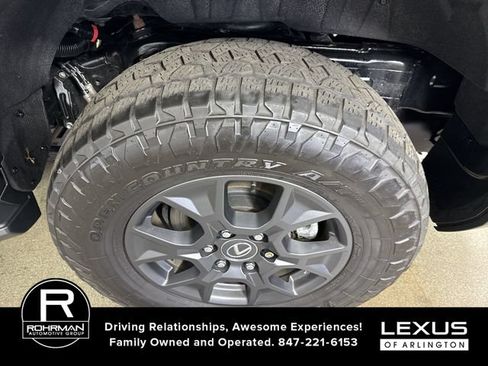Used 2024 Lexus GX 550 AWD/4WD image 6
