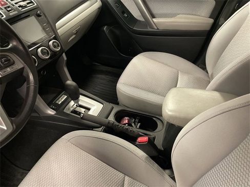 Used 2018 Subaru Forester 2.5i Premium image 20