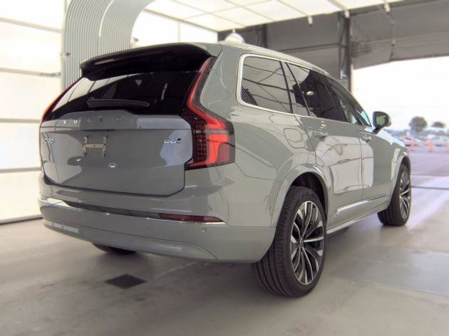 Used 2026 Volvo XC90 B6 Ultra AWD/4WD image 4