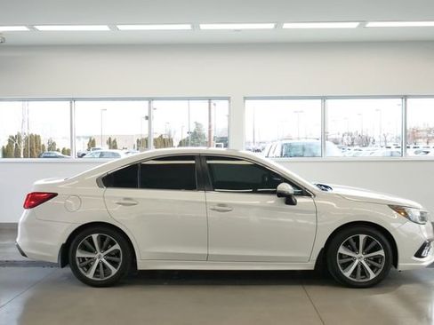 Used 2018 Subaru Legacy 3.6R Limited image 7
