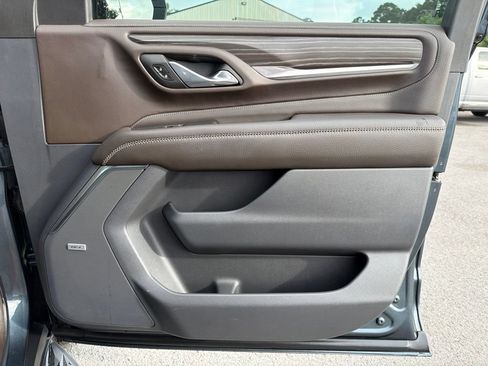 Used 2021 GMC Yukon Denali RWD image 23