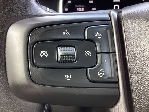 Used 2024 GMC Sierra 3500 Denali Ultimate AWD/4WD image 17