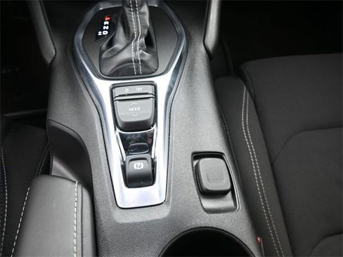 Used 2018 Chevrolet Camaro LT w/ Technology Package image 29