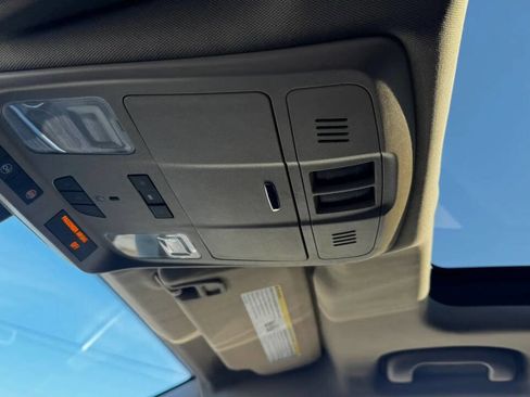 Used 2016 Buick Envision Premium image 27