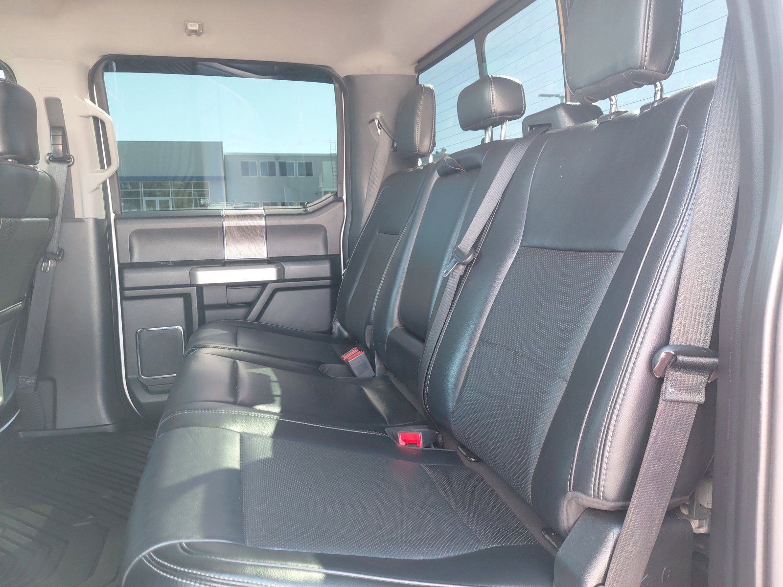 Used 2019 Ford F350 Lariat w/ Lariat Value Package AWD/4WD image 25
