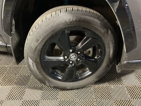 Used 2020 Toyota RAV4 XSE w/ Carpet Mat Package AWD/4WD image 41