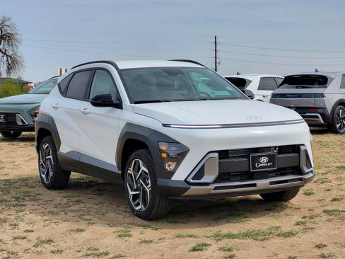 Used 2026 Hyundai Kona SEL Premium AWD/4WD image 2
