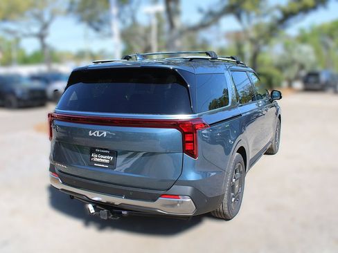 New 2027 Kia Carnival SX w/ Dark Edition Package FWD image 10