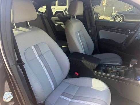 Used 2025 Honda Civic Sport image 12