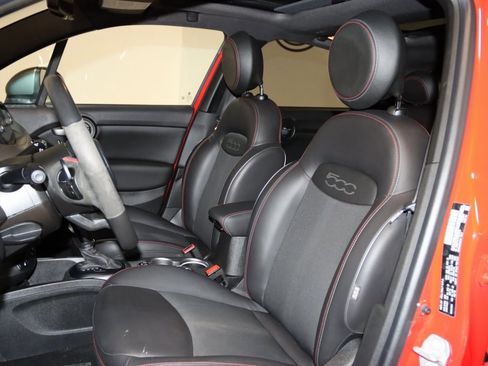 Used 2020 FIAT 500X Sport w/ Premium Group image 36