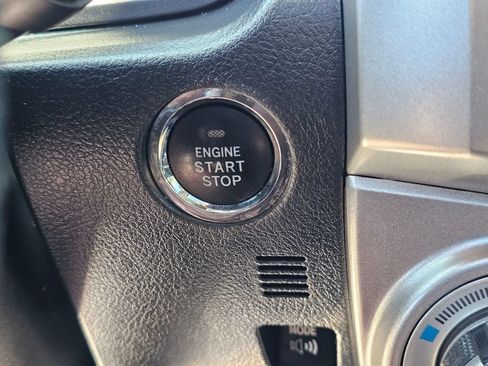 Used 2012 Toyota 4Runner Limited AWD/4WD image 30