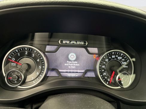 Used 2021 RAM 1500 Laramie image 9