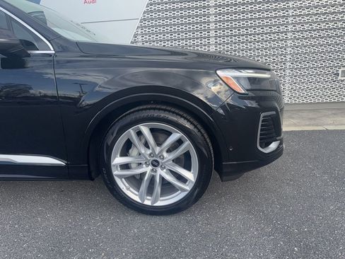 New 2025 Audi Q7 3.0T Premium Plus image 3