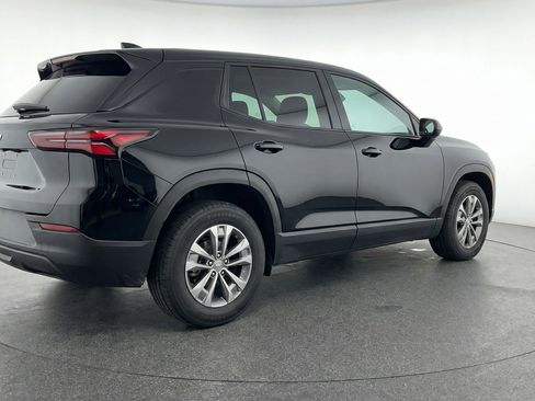 Used 2025 Chevrolet Equinox LT image 9