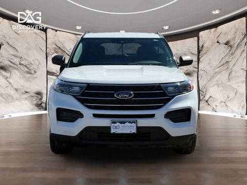 Used 2020 Ford Explorer XLT w/ Class III Trailer Tow Package AWD/4WD image 9