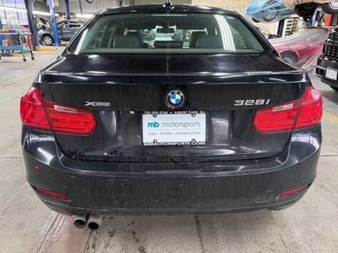 Used 2015 BMW 328i xDrive Sedan image 3