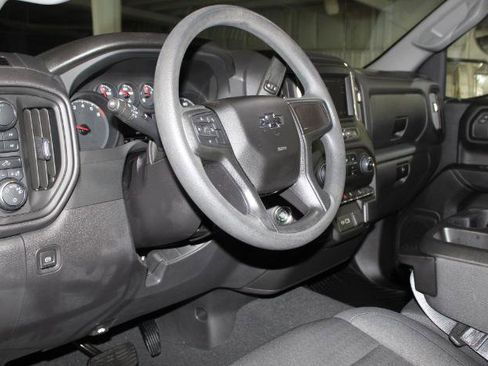 Used 2024 Chevrolet Silverado 1500 Custom Trail Boss w/ LPO, Dark Essentials Package image 17