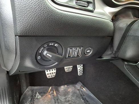 Used 2023 Dodge Challenger R/T w/ Blacktop Package image 20